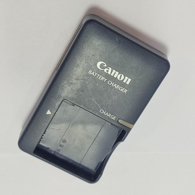 شارژر باتری Canon مدل CB-2LVG