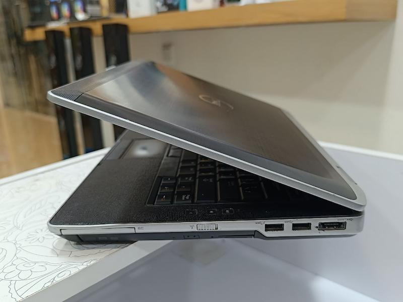 لپ تاپ Dell Latitude E6430 با گرافیک 1 گیگ D5