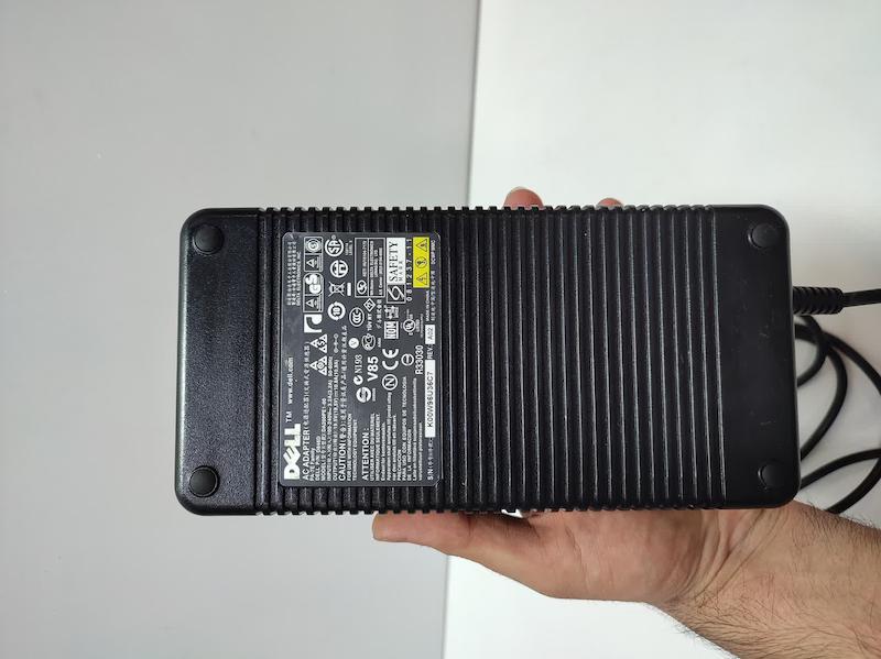 شارژر اورجینال لپ تاپ Dell 19.5V 10.8A