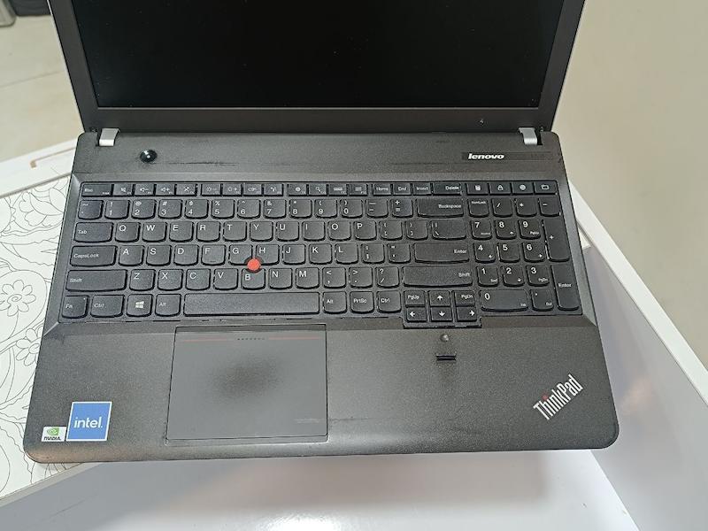 لپ تاپ Lenovo ThinkPad E531 i5-3220M 8G 2GD3 500G کارکرده