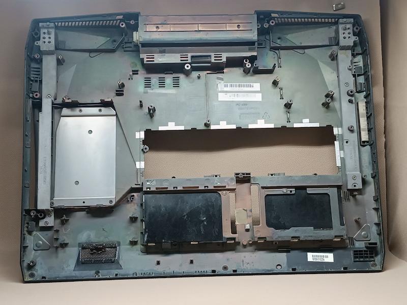 قاب D لپ تاپ ASUS G73S