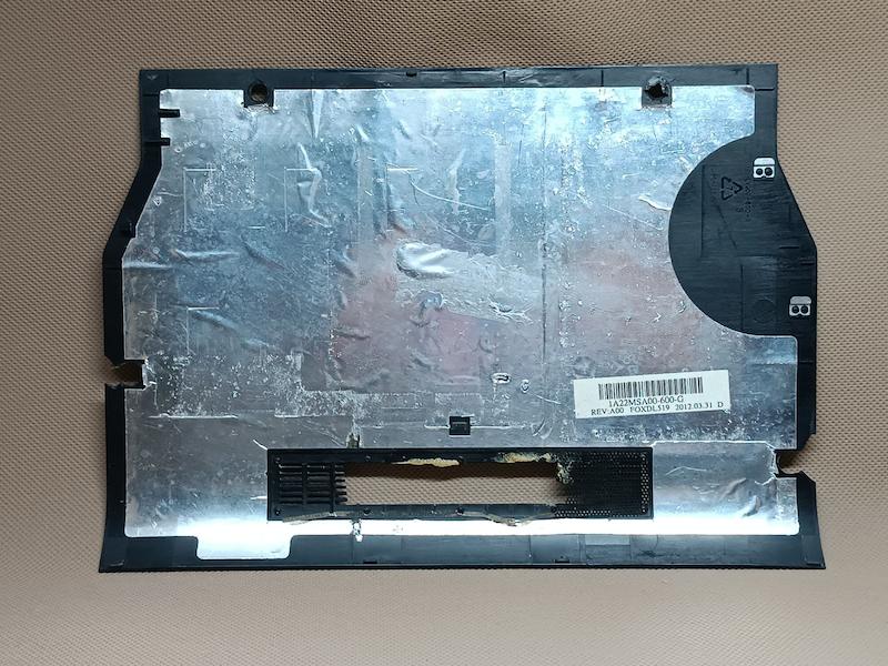 درب کف لپ تاپ Dell Latitude E5420 / کارکرده