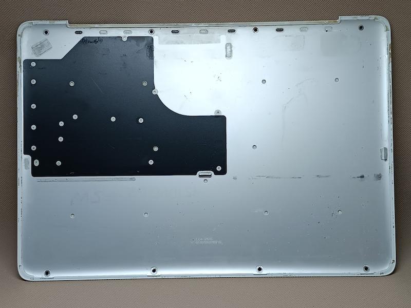درب کف لپ تاپ Apple Macbook A1342-2009