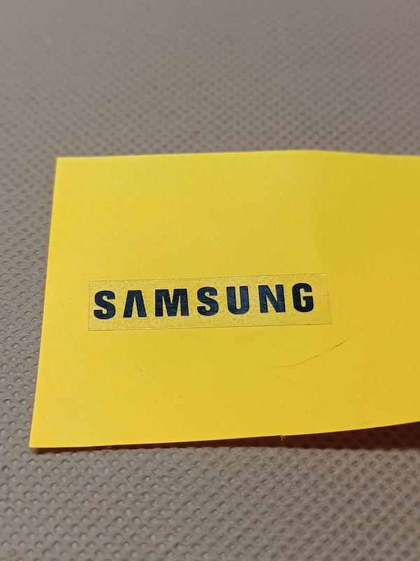 استیکر Samsung ابعاد 7x3