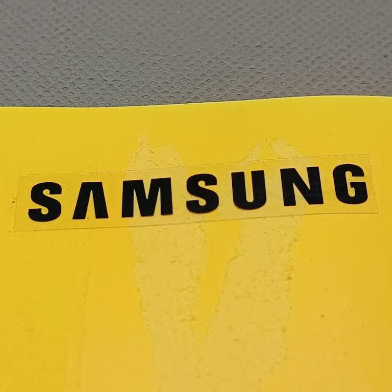 استیکر Samsung ابعاد 7x3