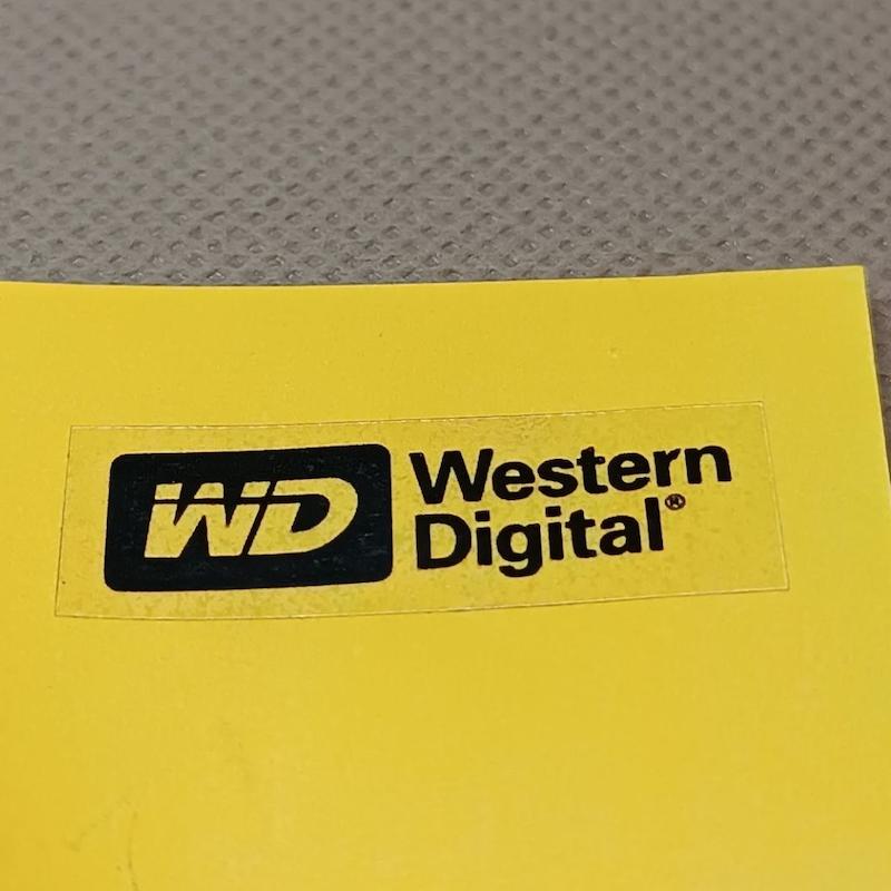 استیکر Western Digital ابعاد 5x2
