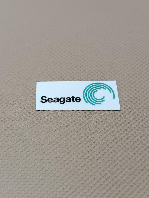 استیکر Seagate ابعاد 5x2