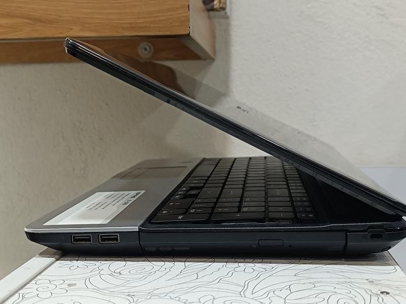 لپ تاپ Acer Aspire E1-531G پردازنده i3-2330m رم 4GB DDR3 حافظه 500GB HDD نمایشگر 15.6 اینچی