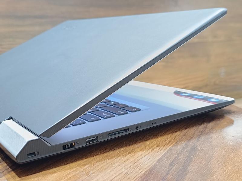 لپ تاپ استوک Lenovo Ideapad 700