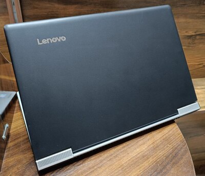 لپ تاپ استوک Lenovo Ideapad 700