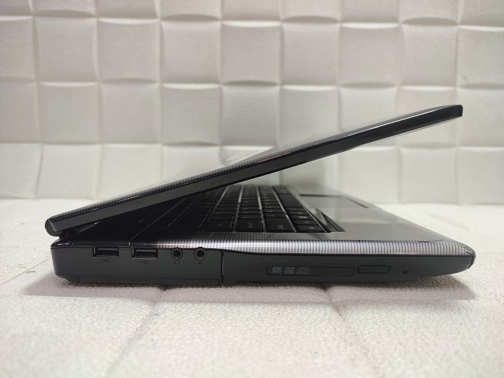 لپ تاپ استوک MSI مدل CX420