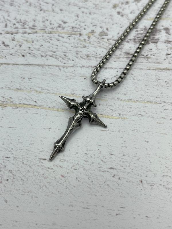 آویز صلیب اسکال