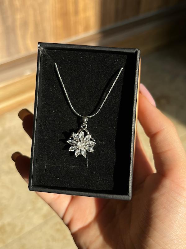 آویز سوارسکی گل چرخشی