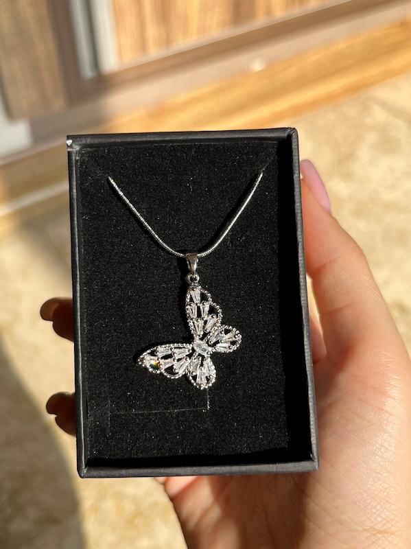 گردنبند پروانه سوارسکی