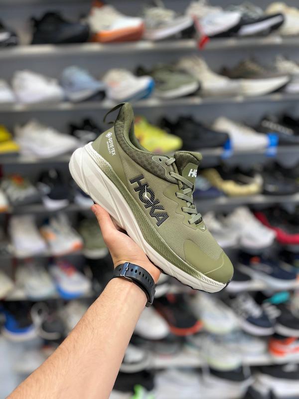 HOKA challenger ATR 7