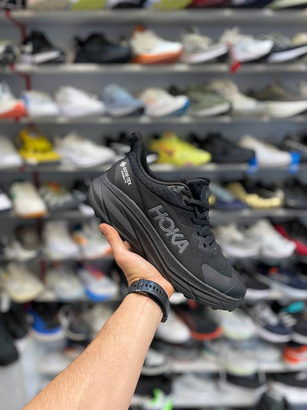 HOKA challenger ATR 7