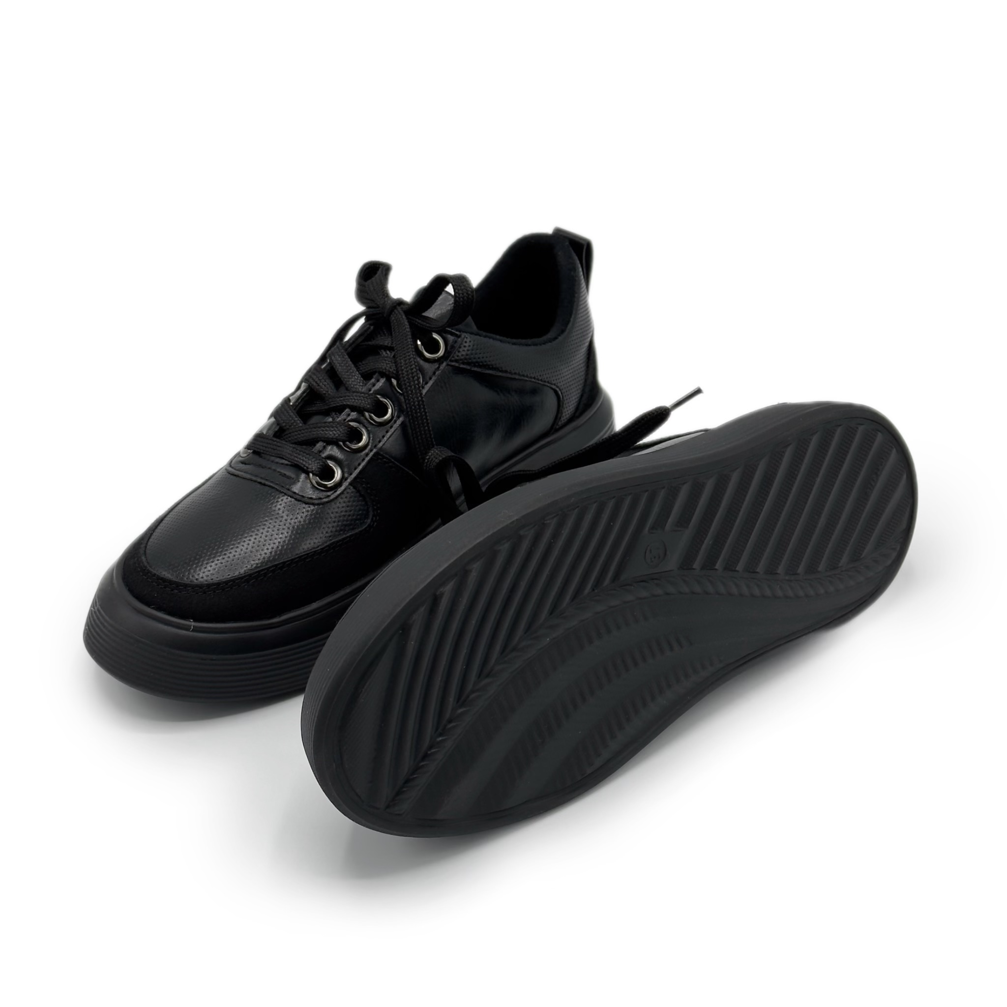 Stradivarius Sneakers - SKB87