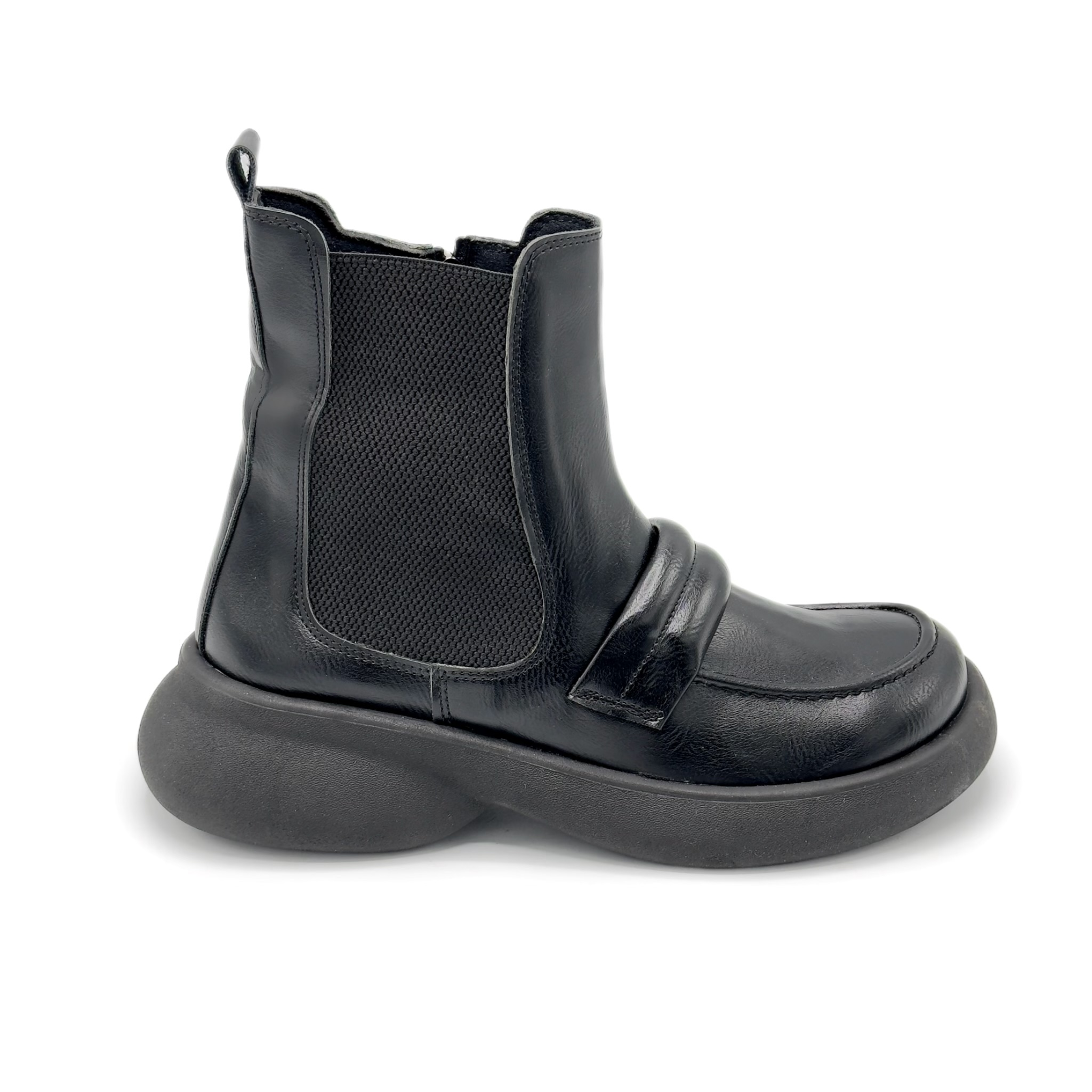 Stradivarius Flat Ankle Boots  - BTB0120