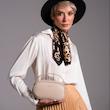 David Jones cm7149H