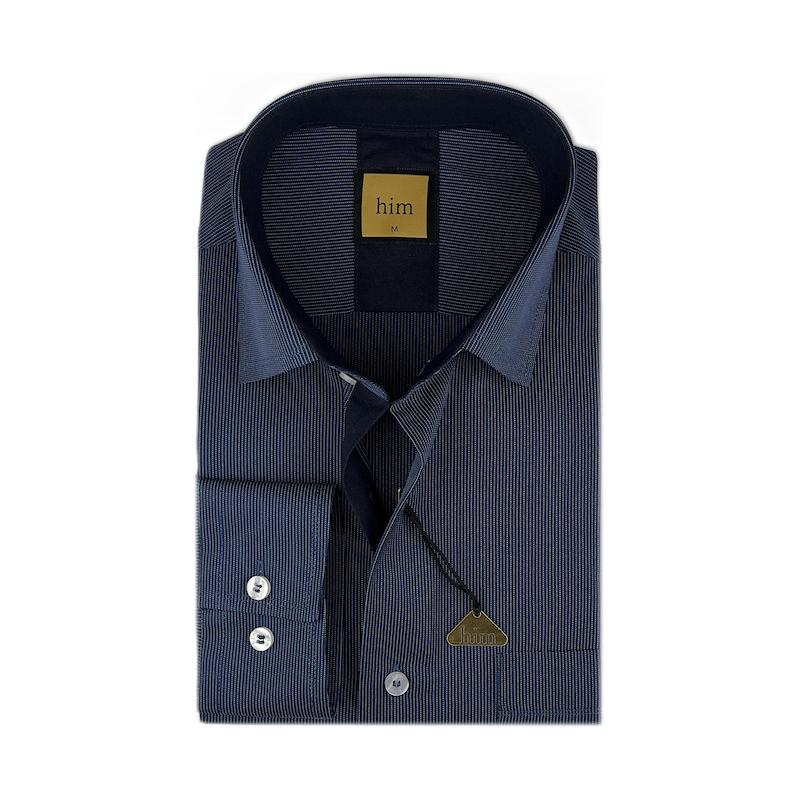 پیراهن مردانه سرمه‌ای راه ریز متراکم سفید