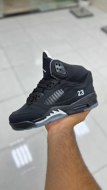 کتونی جردن 5 تمام مشکی ـ کد (۱۱۸)