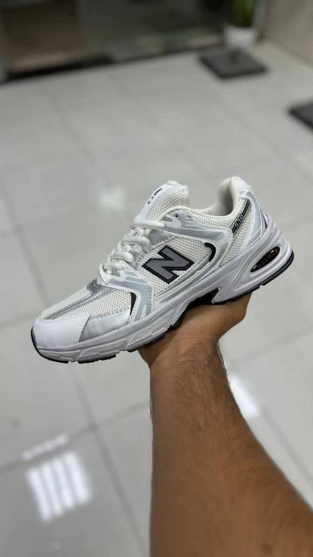 نیوبالانس ۵۳۰ سفید نقره ای ـ کد (۱۲۱)