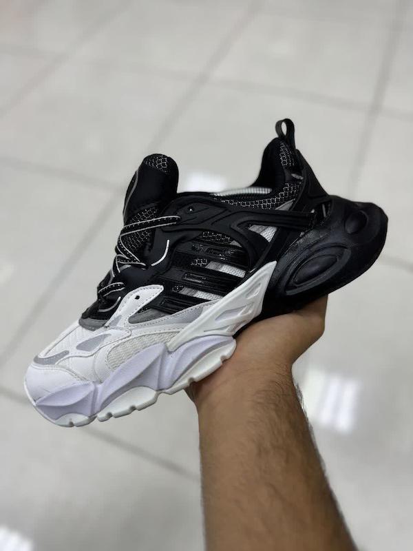 دیلاکس مشکی پنجه سفید ـ کد (۱۳۷)