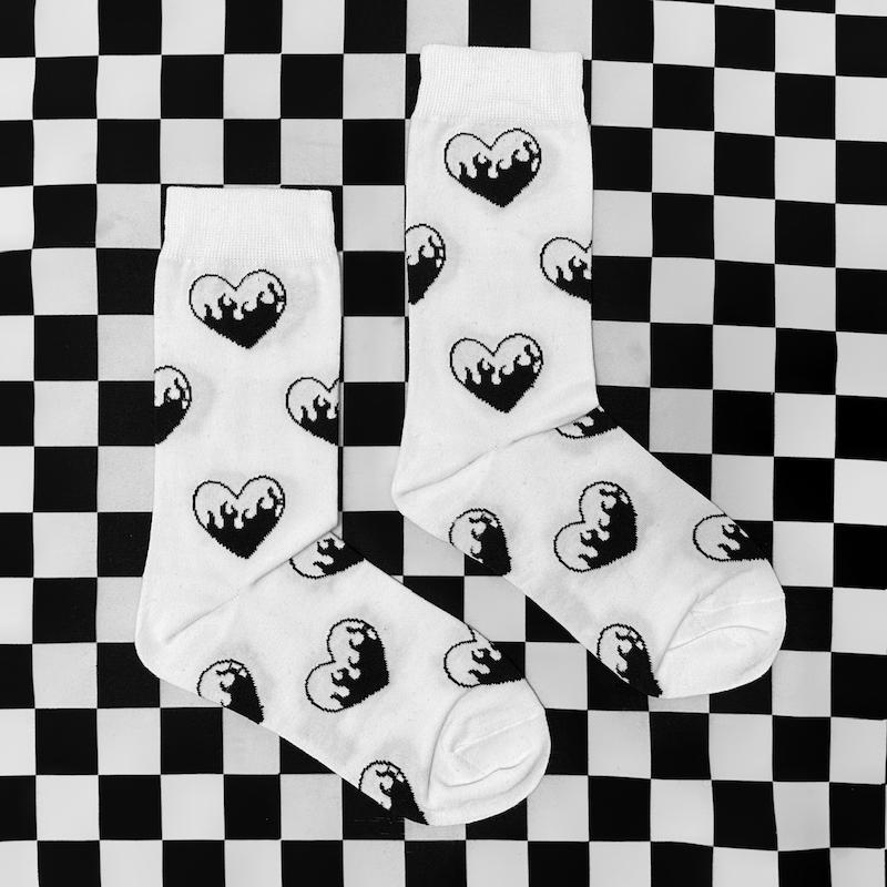 جوراب قلبی سفید