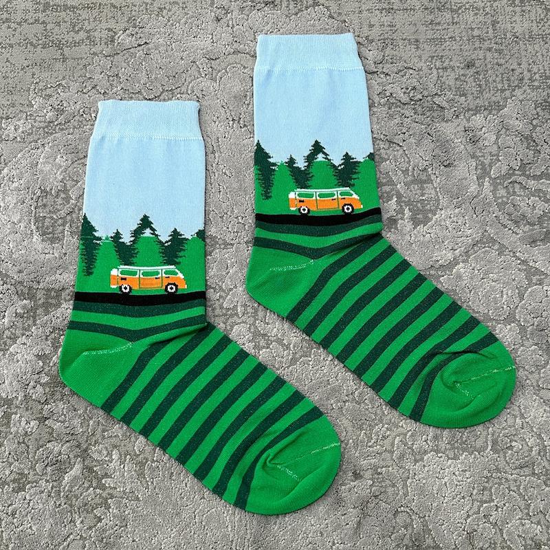 جوراب فولکس در جنگل