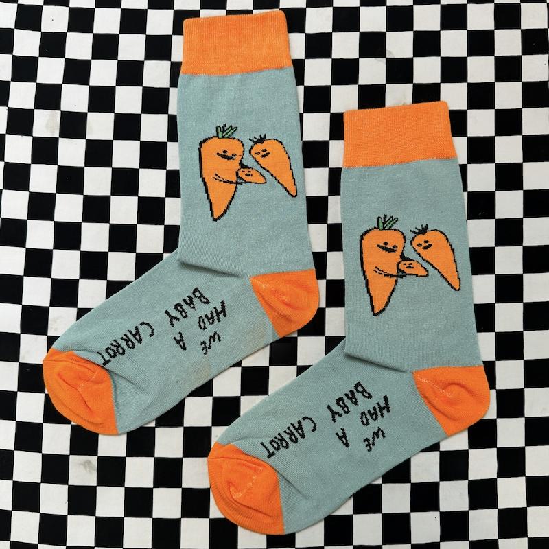 جوراب خانواده ی هویج 