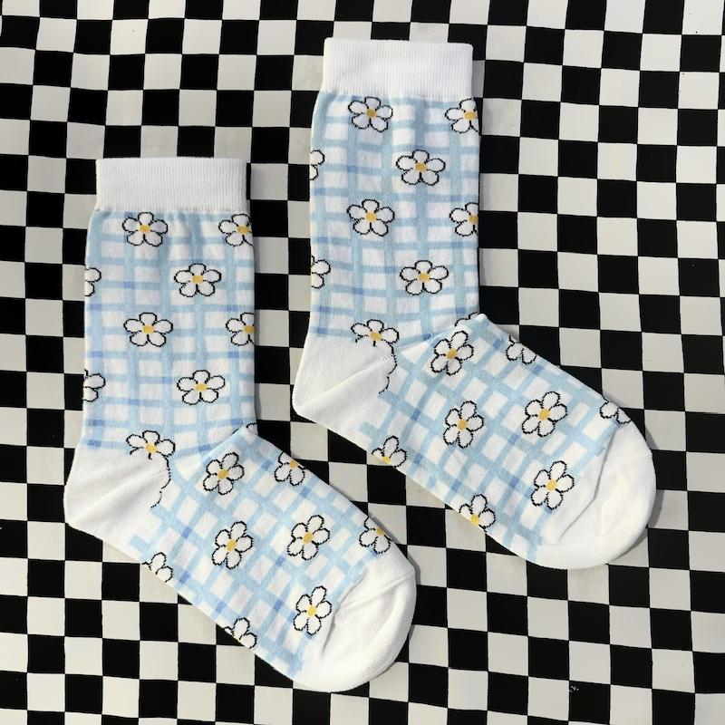 جوراب گل پیک‌نیکی