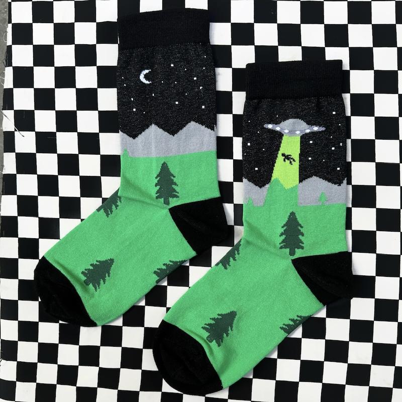 جوراب UFO در شب