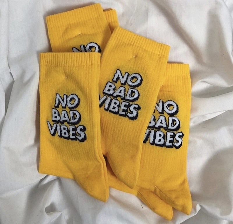 جوراب no bad vibe زرد