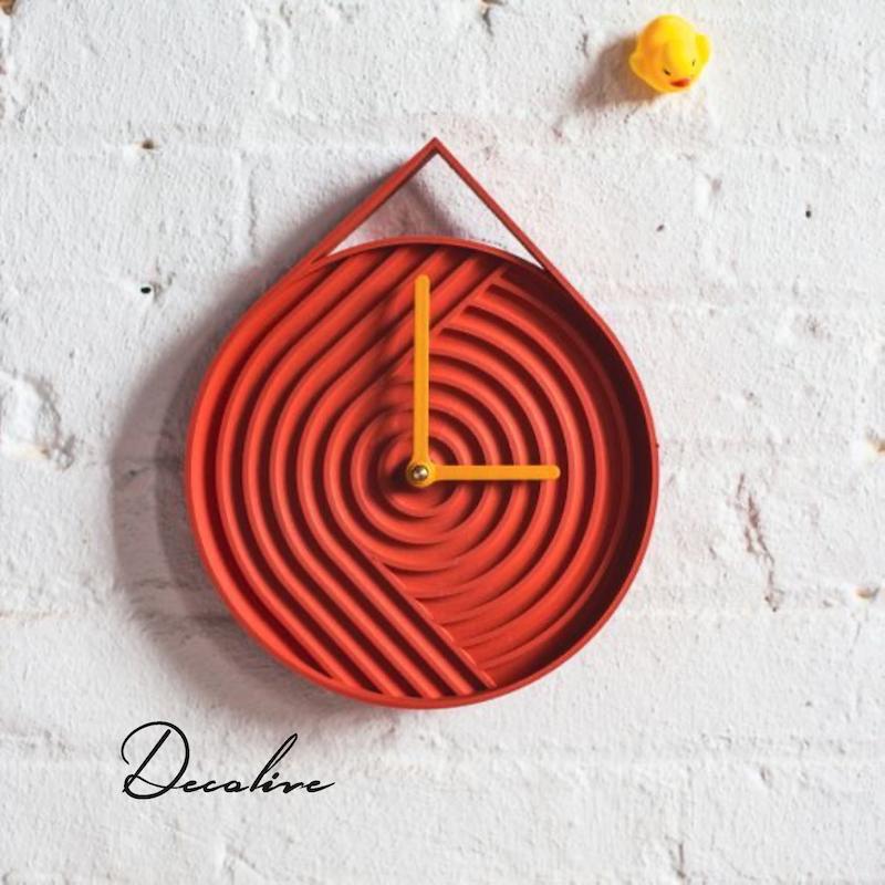 ساعت دیواری قطره ای