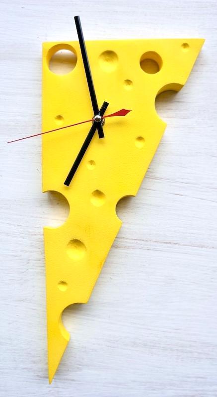 ساعت دیواری طرح پنیر