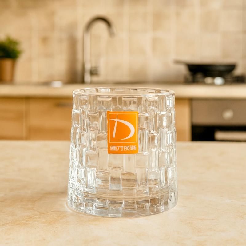 لیوان کریستالی طرح حصیربافت برند دلی