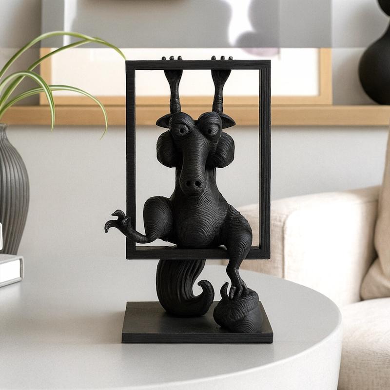 مجسمه دکوری سنجاب عصر یخبندان با بلوط