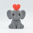 مجسمه دکوری فیل بافتنی با قلب