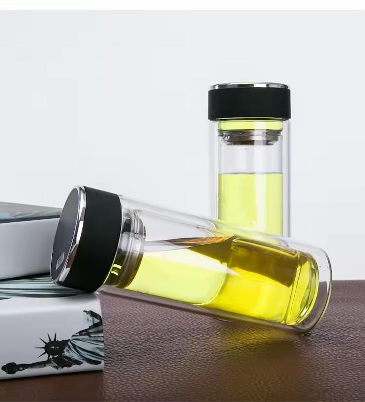 لیوان دوجداره پیرکس با صافی و درب مشکی 