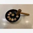 گردوشکن فلزی با چکش چوبی