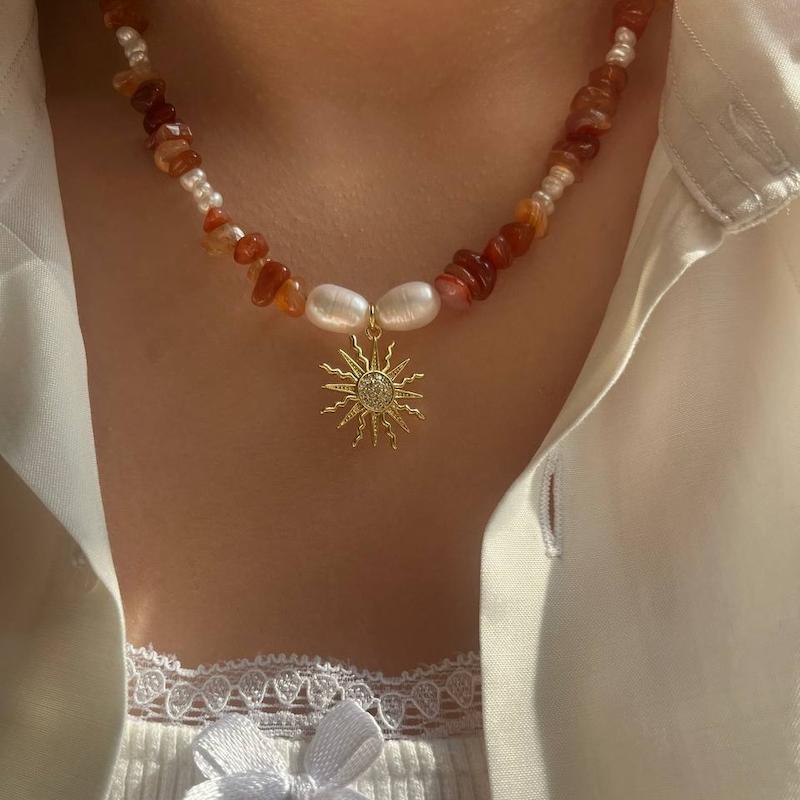 گردنبند خورشید کارنلین مروارید