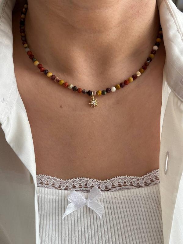 گردنبند شفق قطبی با سنگ موکائیت 