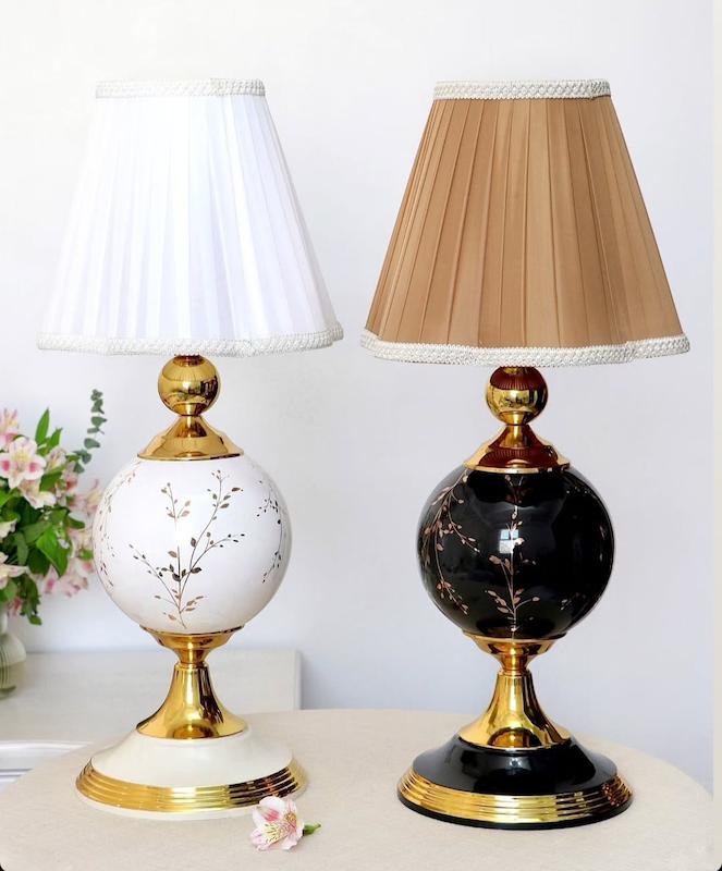 آباژور رو میزی کلاسیک سرامیکی طرح شاخه طلاکاری 