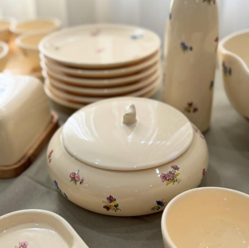شکلات خوری دستساز طرح گل بهاری