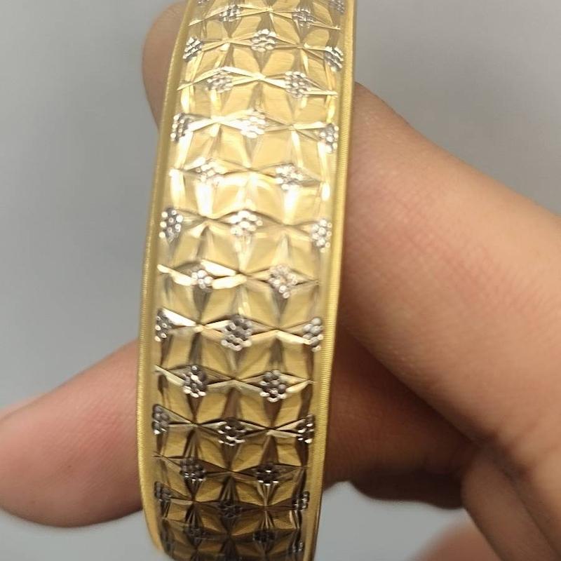 النگو نیم پهن طلا 18 عیار بدون اجرت 