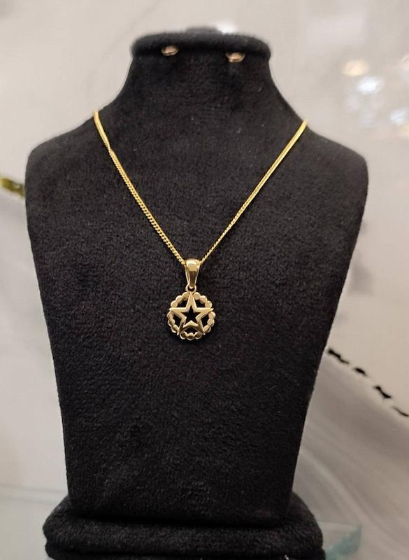 پلاک طلا 18 عیار طرح ستاره 