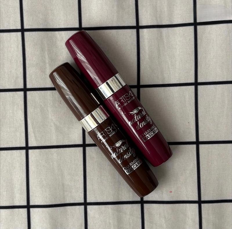 ریمل رنگی ارت اسکین