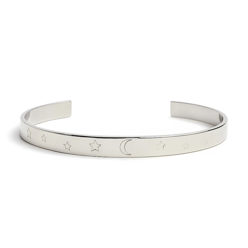 بنگل نقره زنانه مدل ماه و ستاره مینیمال