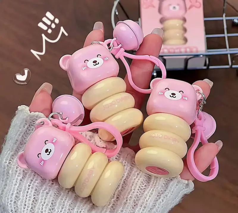 رژلب مایع مخملی فانتزی طرح خرس آویزدار JOJO DIARY🐻‍❄️💕