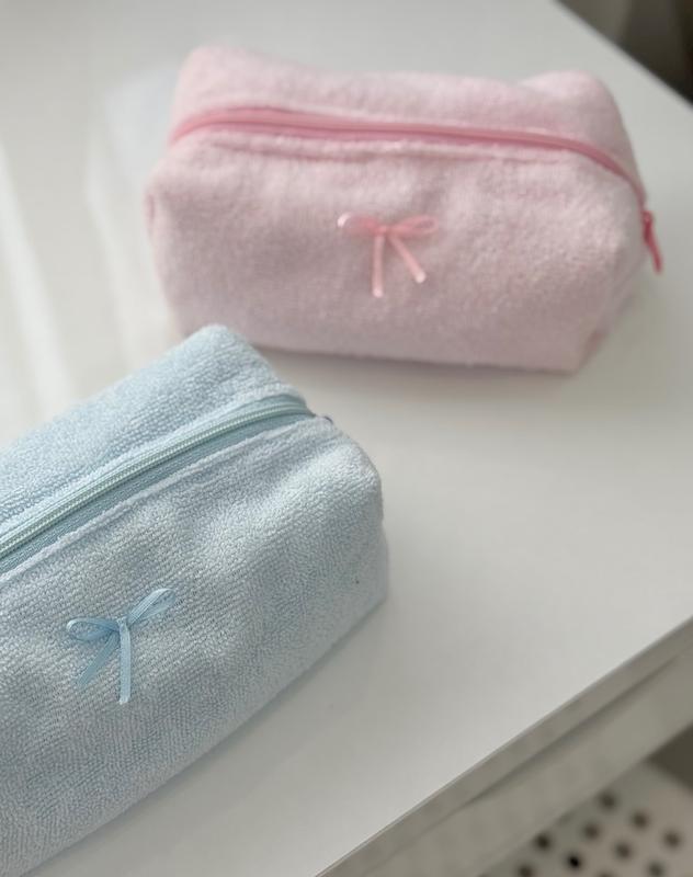 کیف آرایشی حوله ای دلژین☁️🪡